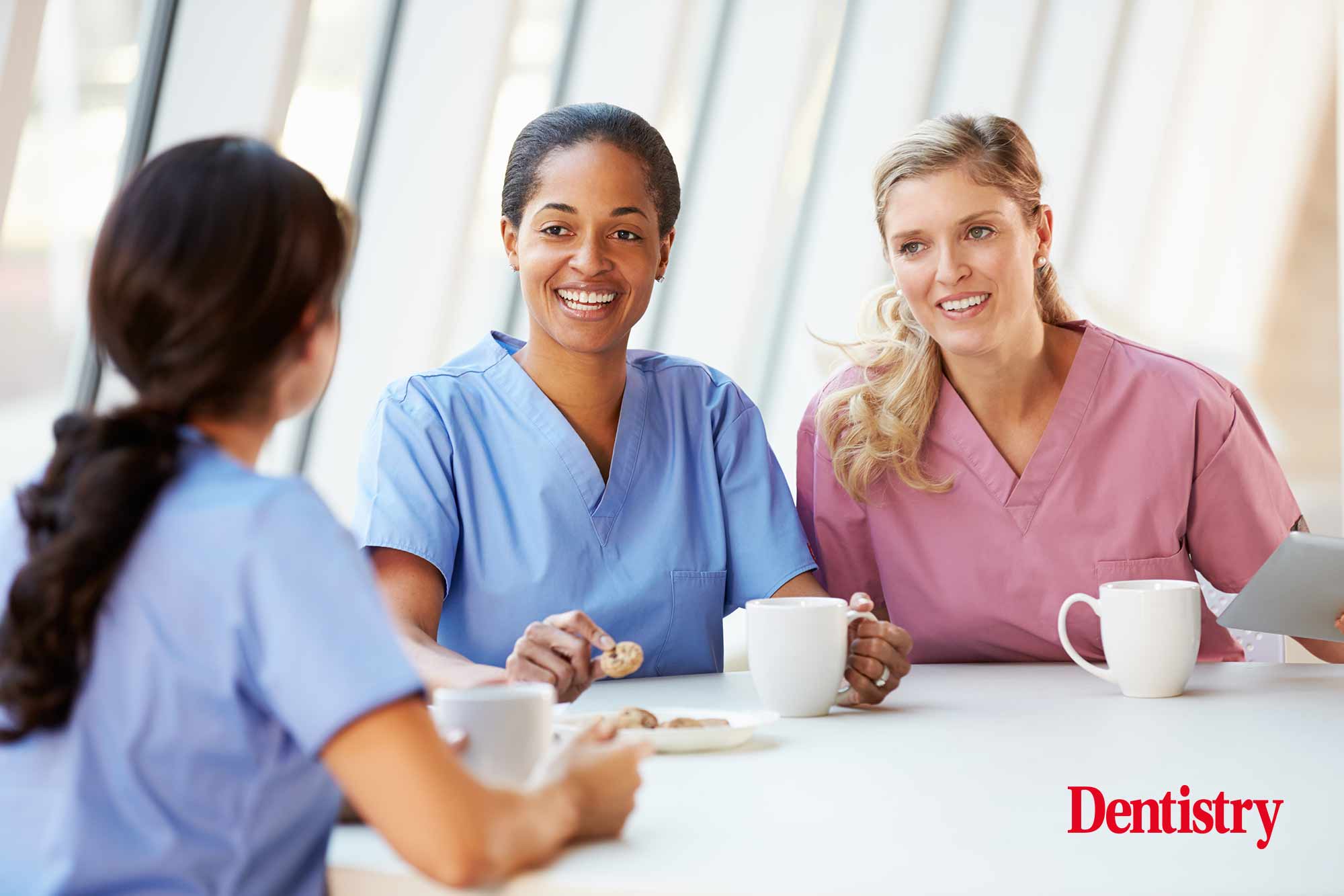 A survey has found that over a third of dental hygienists (35%) and 30% of dental therapists are unable to take breaks during the day to eat or drink.
