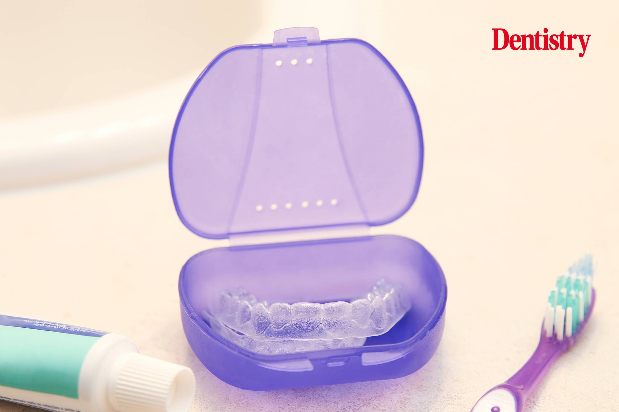 Following the news that the direct-to-consumer aligner company Smile Direct Club has shut down, the dental industry shares its thoughts. 