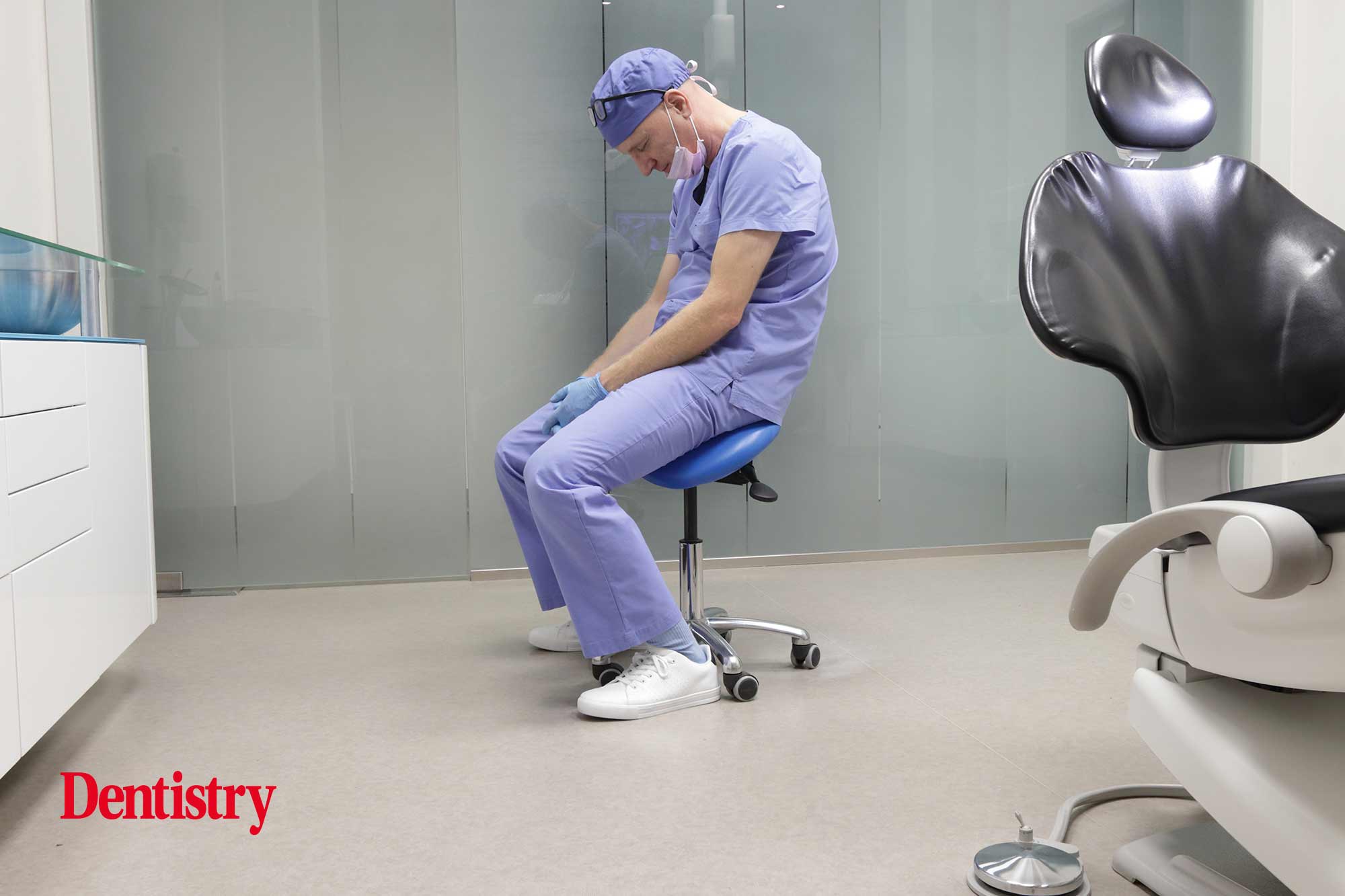 Dentists on early Covid-19 front lines report higher rates of depression