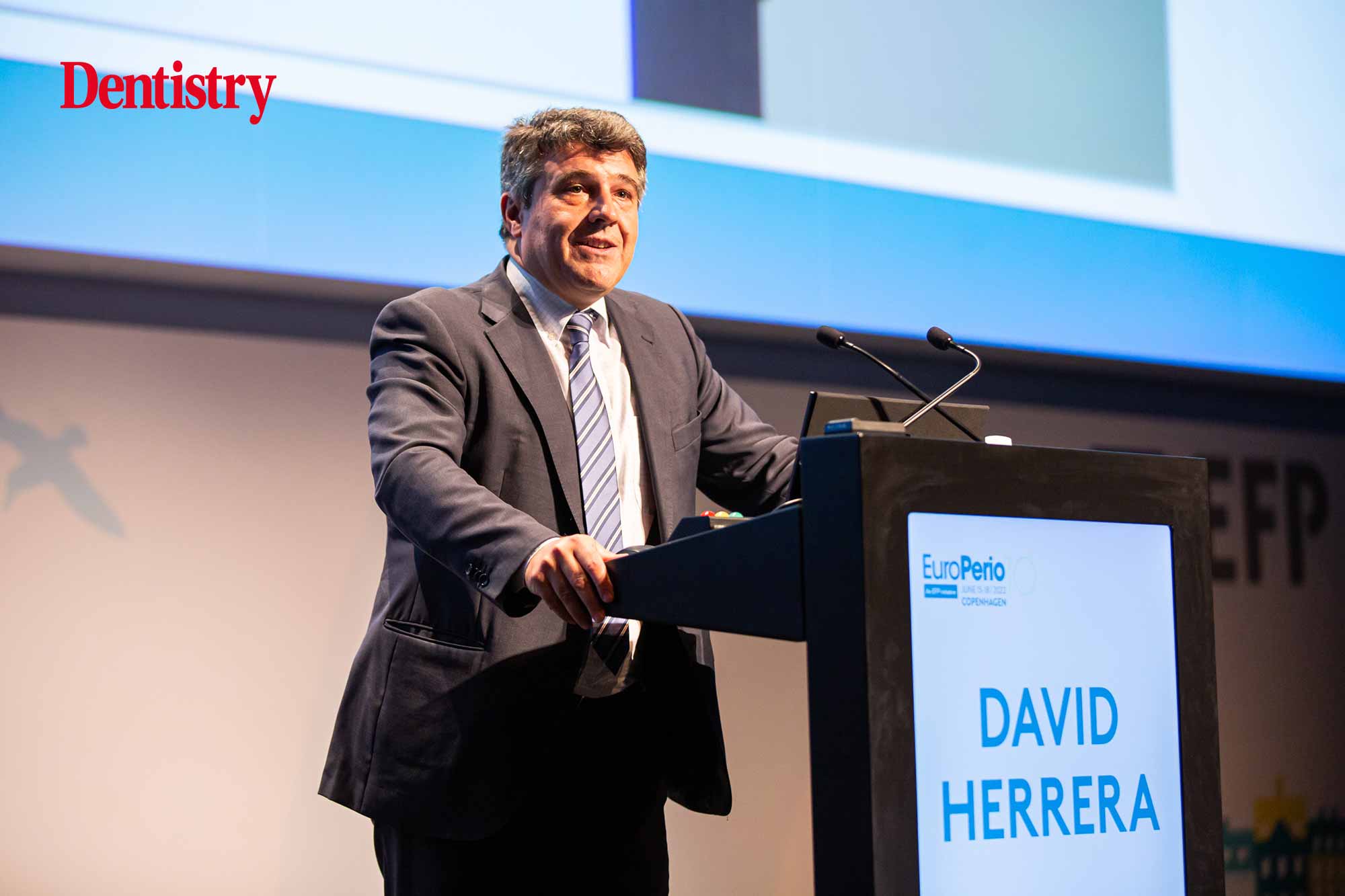 David Herrera discusses the latest European Federation of Periodontology (EFP) guideline on treatment of stage IV periodontitis.