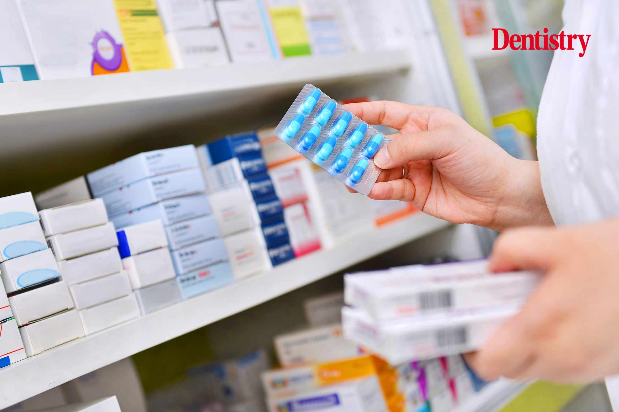 Dentists 'should prescribe antibiotics to those at risk of heart infection'