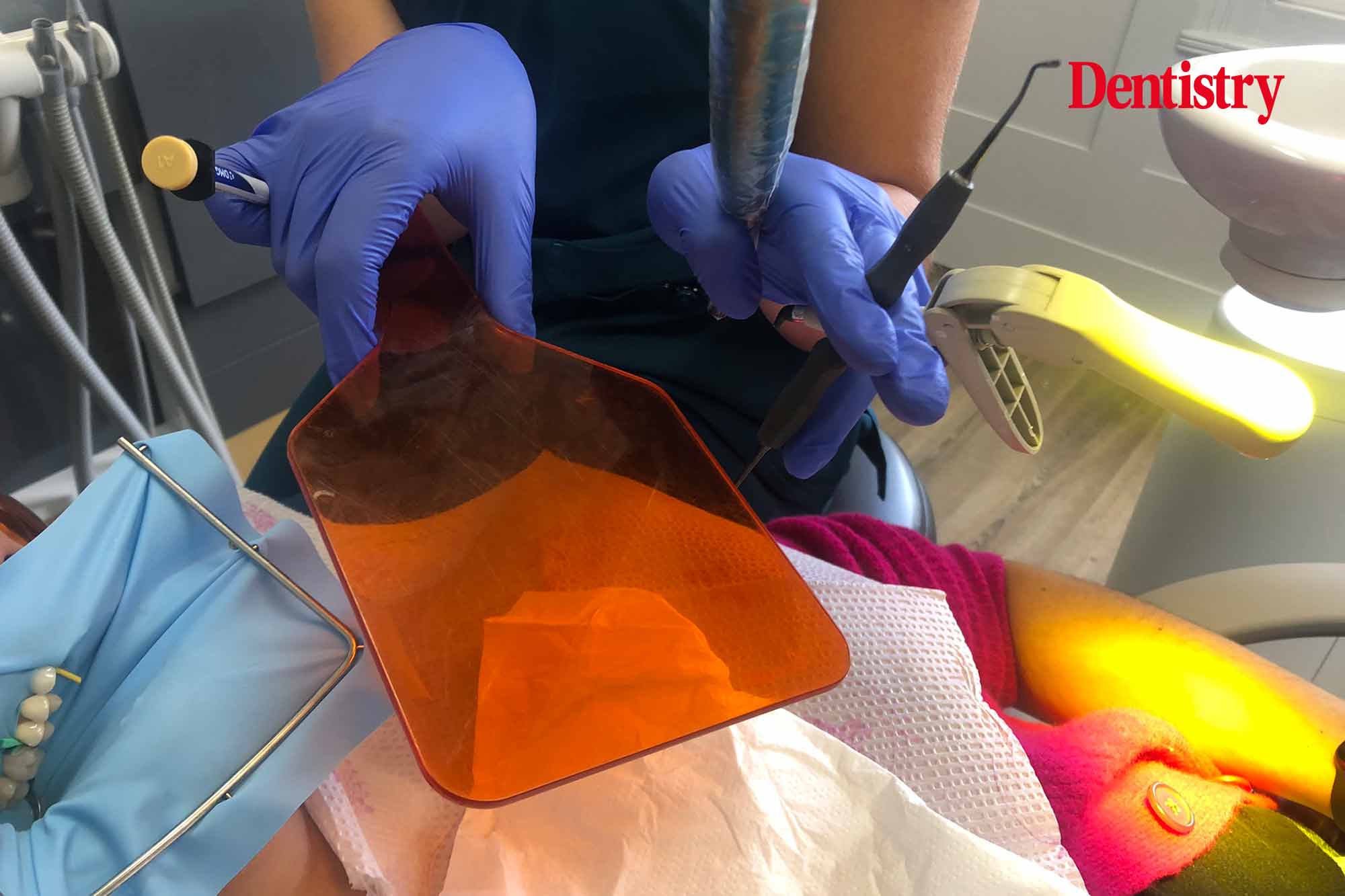 Dental nurses – how many instruments can YOU hold?